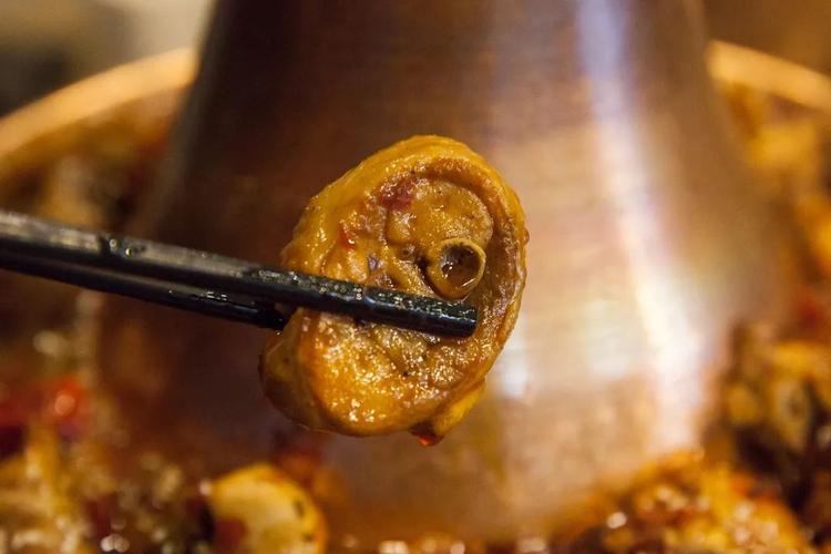聊三国火锅鸡开启餐饮加盟行业国潮风潮