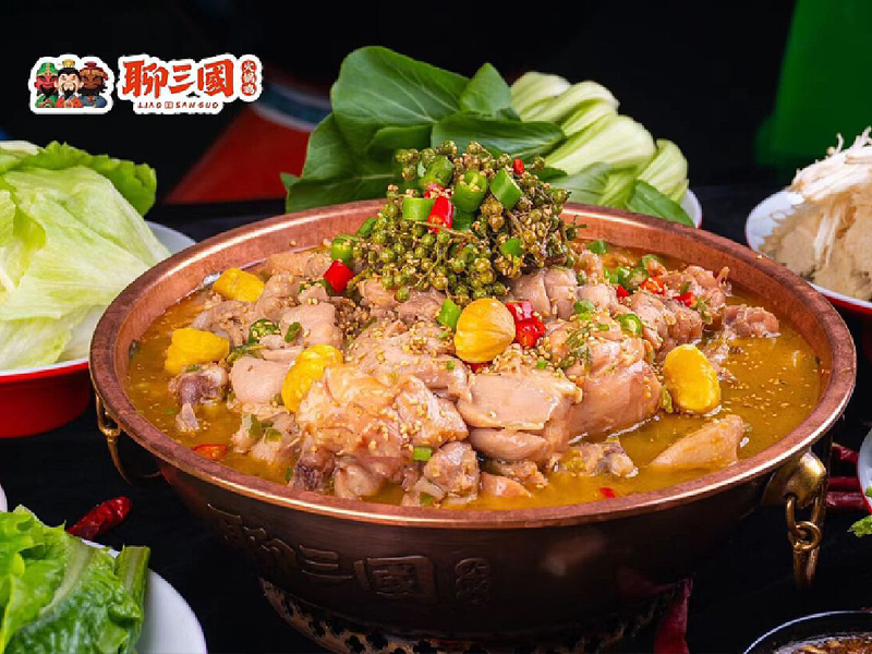 一锅热辣，三国情怀——聊三国火锅鸡加盟，共筑餐饮梦